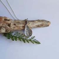 Pure silver yarrow leaf patterned necklace, handmade by The Tiny Tree Frog Jewellery