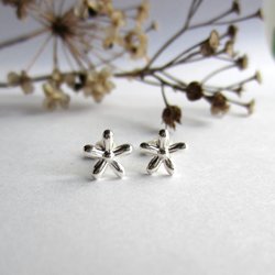 Fine Silver Star Flower Earrings ~ Handmade by The Tiny Tree Frog Jewellery