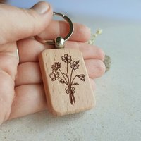 Custom Birth Flower Bouquet Wood Key Ring ~ Up to 5 Flowers ~ Double Sided ~ Personalised Engraved Wooden Keychain ~ 5th Anniversary Gift