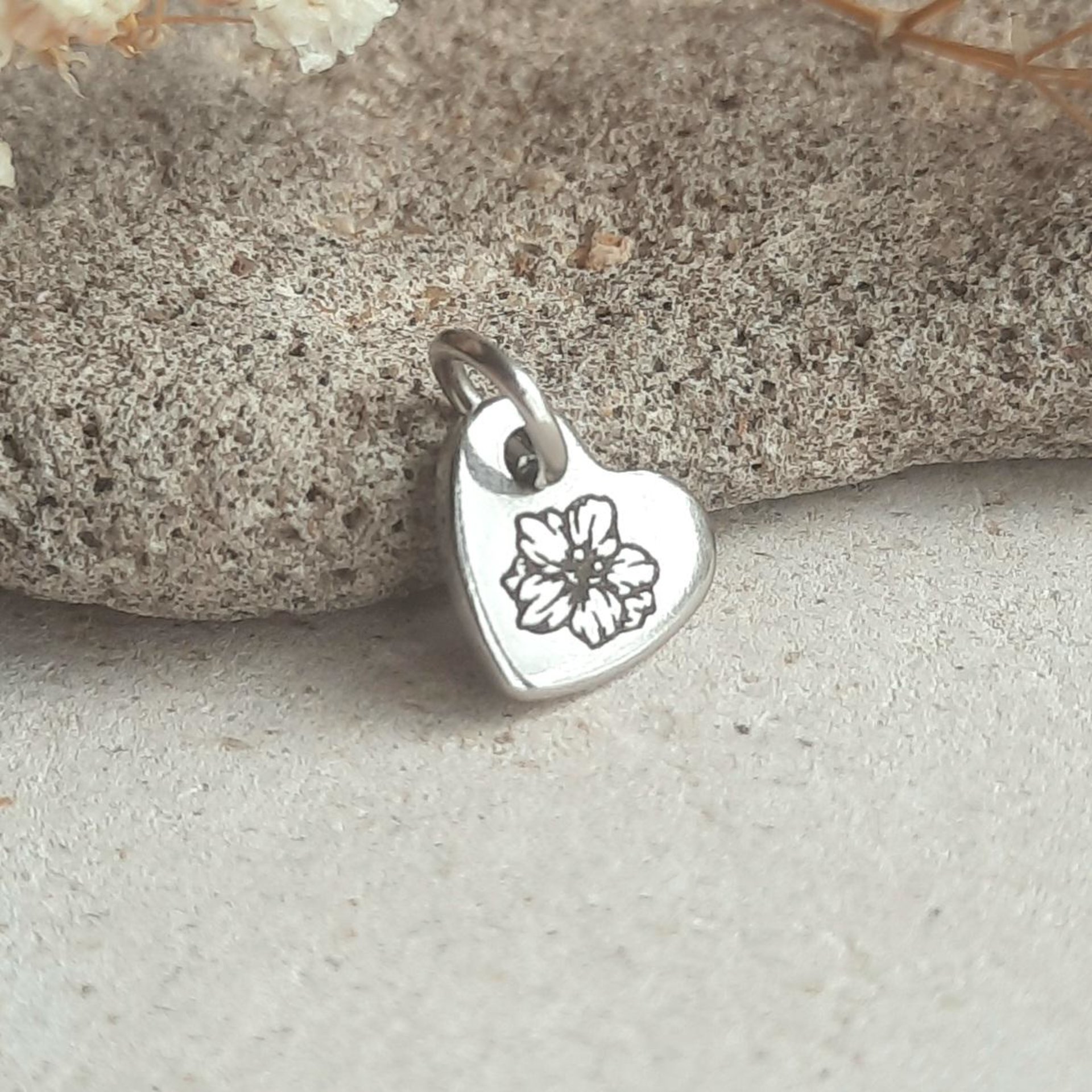 Tiny Birth Flower Charm, Stainless Steel, Choice of 24 Flowers, Little Heart Shaped Pendant, Laser Engraved Necklace / Bracelet Charm, 10mm